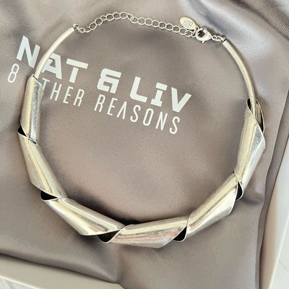 8 OTHER REASONS Twisted Collar Necklace, Silver,‎ Rustic Style, NWT